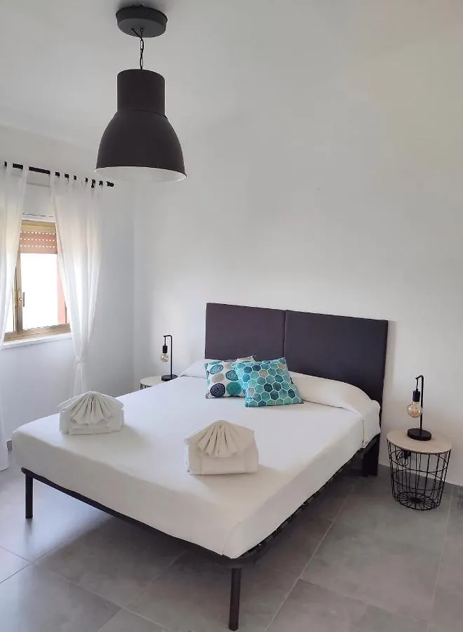 Villa Sea Sound House à Sant'Ambrogio  Hébergement de vacances